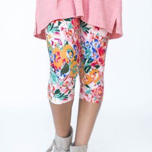 BNWT A&D Capri Leggings
